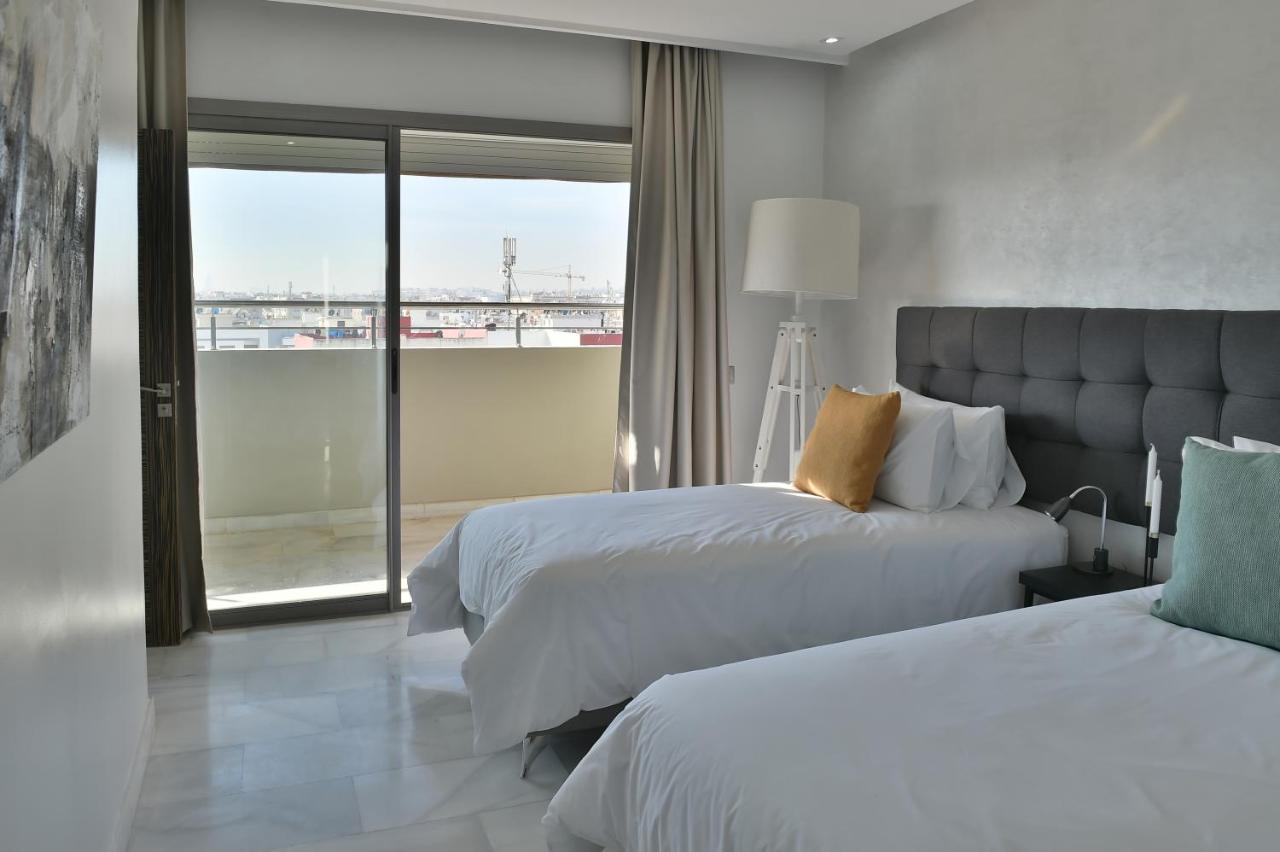 Le Yacht Suites Hotel Casablanca Exterior foto